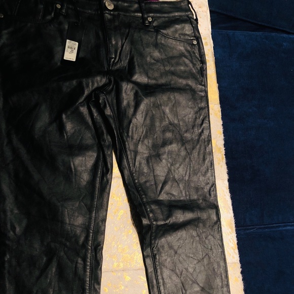 River Island Super Skinny Leather Look Jeans - Picture 9 of 9
